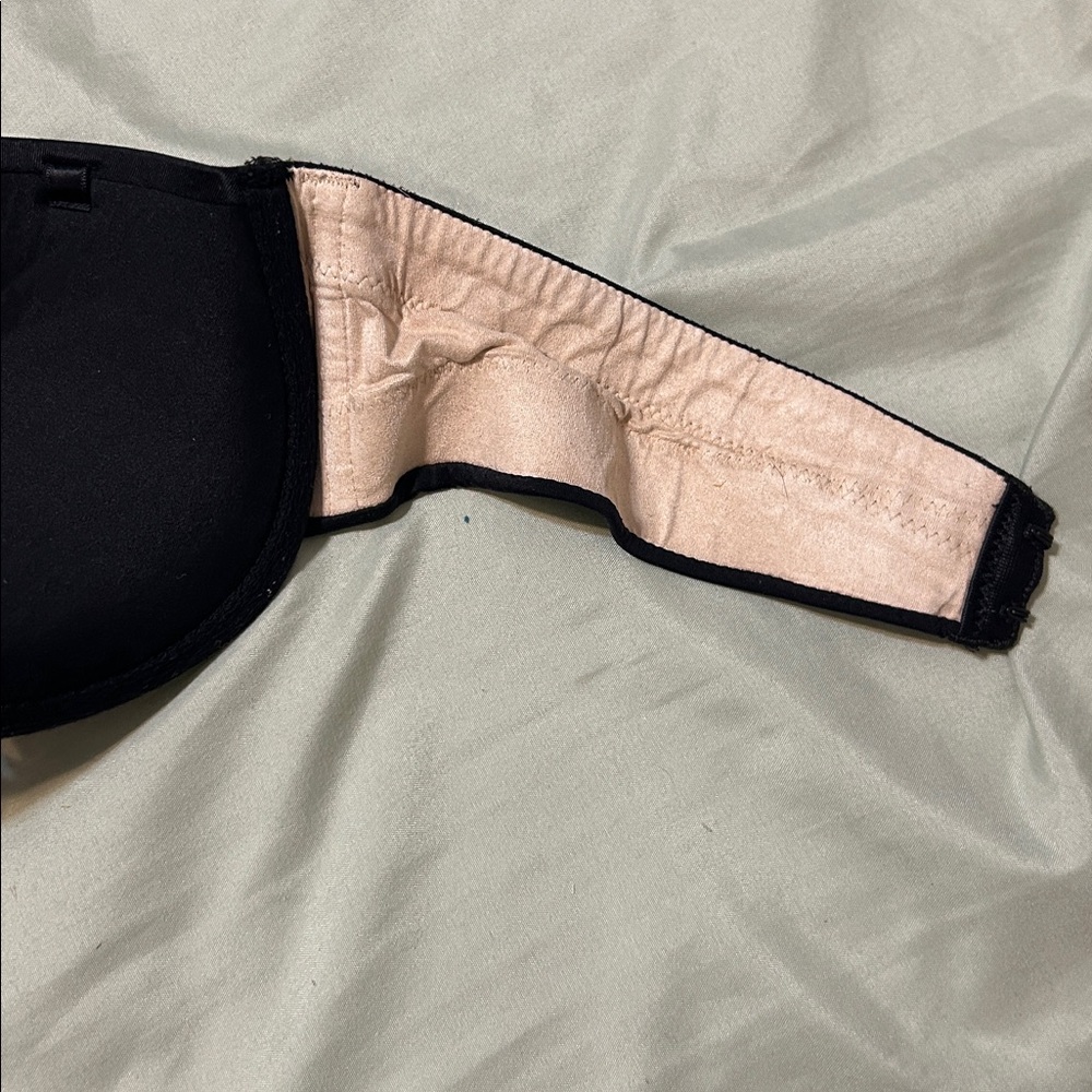 Victoria's Secret Black Strapless Bra push-up 34B - Picture 3 of 6